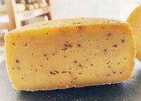Queso de Vaca Trufado