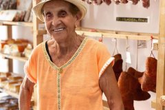Una de nuestras clientas más veteranas, doña Matilde 90 años